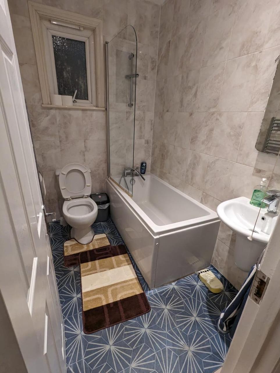 Rayan'S Lodge Stratford 伦敦 外观 照片