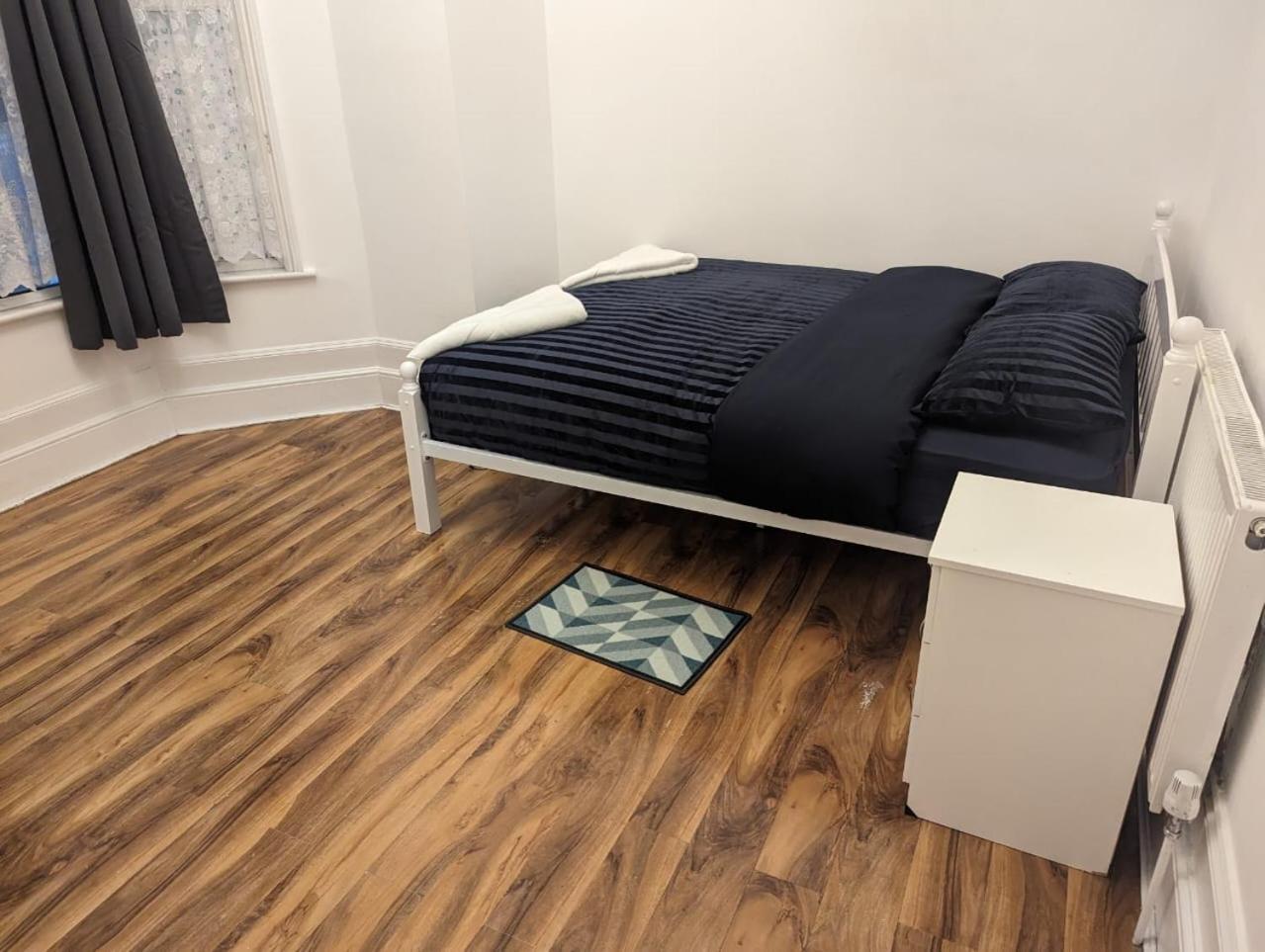 Rayan'S Lodge Stratford 伦敦 外观 照片